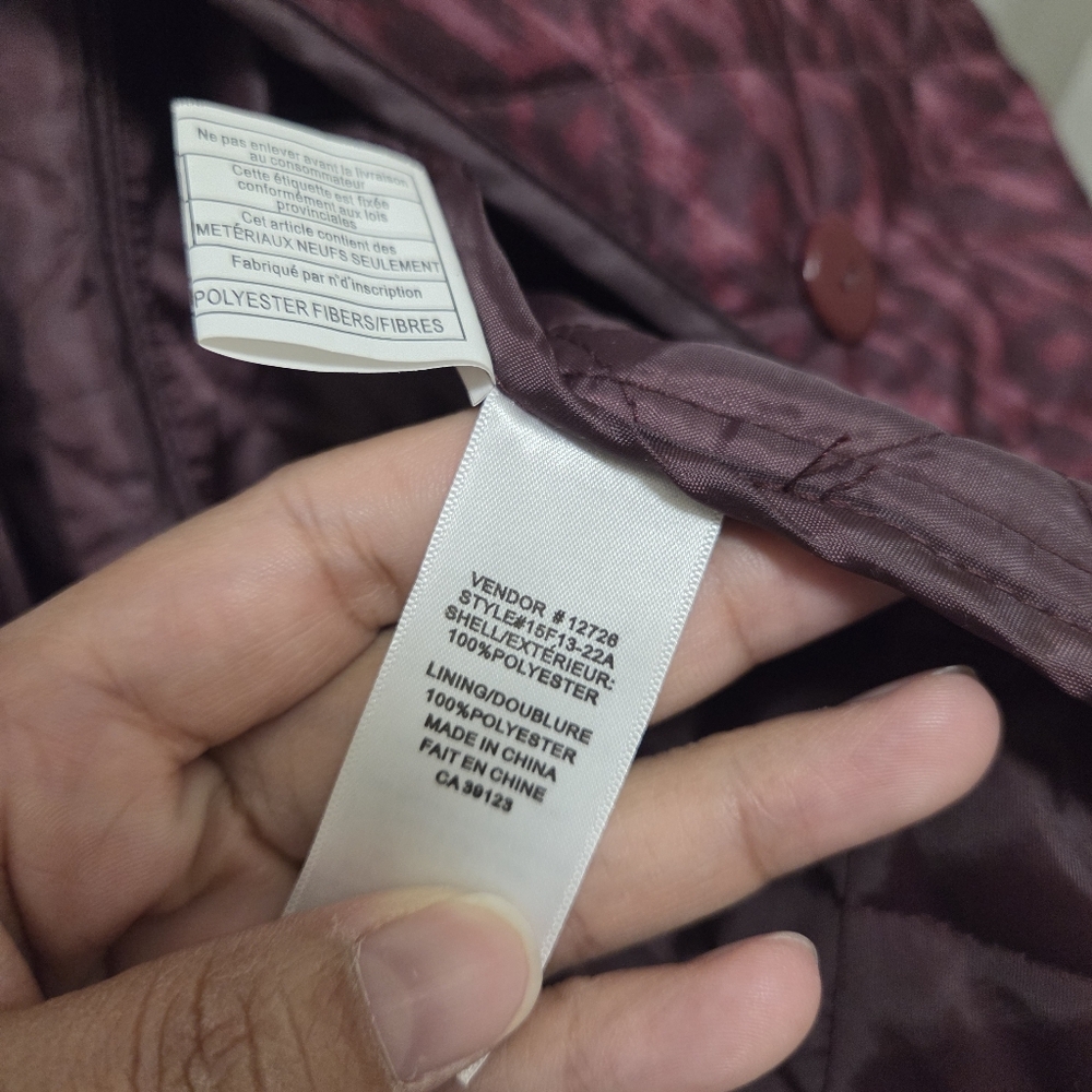 Northern Reflections Quilted Light Jacket Burgundy Diamond Stitch Button Front - Picture 7 of 8